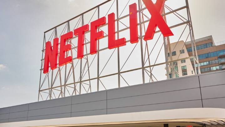 Netflix Stock Falls on Warner Bros. Deal, WBD Shares Hit 3