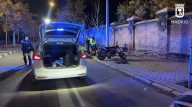 Fallece un motorista en Madrid tras chocar contra un árbol en la Avenida de Daroca durante la madrugada del jueves