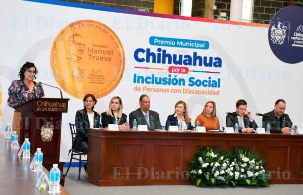 Entregan Premio Municipal por la Inclusión
