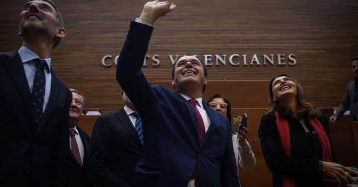 Juanfran Pérez Llorca pide perdón a las víctimas de la dana en su toma de posesión como president