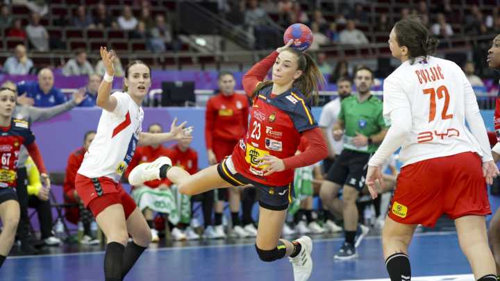 'Las Guerreras' caen ante Serbia en un mal final de partido y se complican su pase a cuartos
