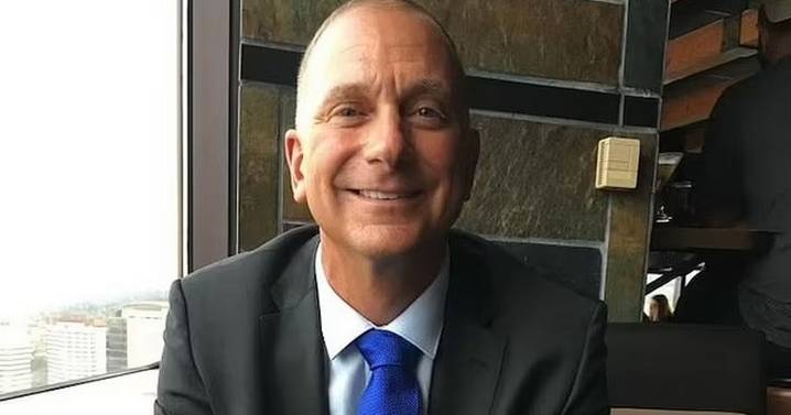 'I’m a vet I have the tools to chop you up into little pieces,' spat lovelorn killer