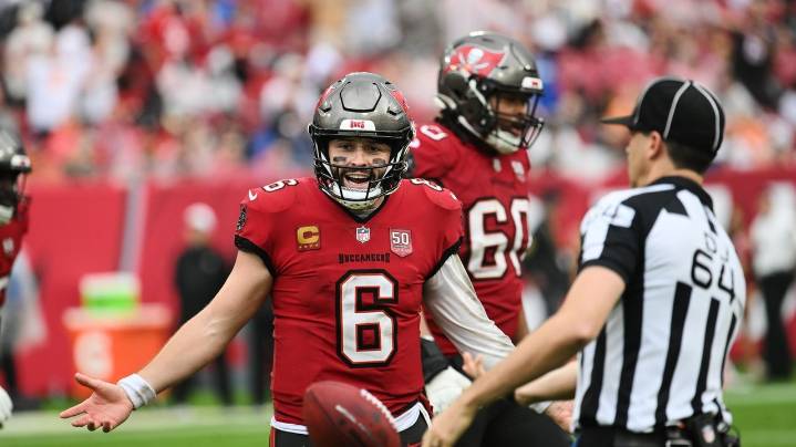 Struggling Buccaneers are suddenly no lock to win another division title