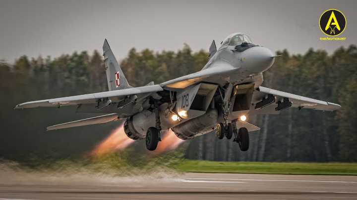 Poland in Talks to Donate MiG