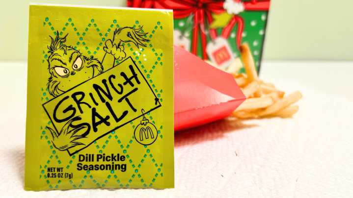 Review: McDonald's Dill Pickle Grinch Salt McShaker Fries Are Deliciously Mouth
