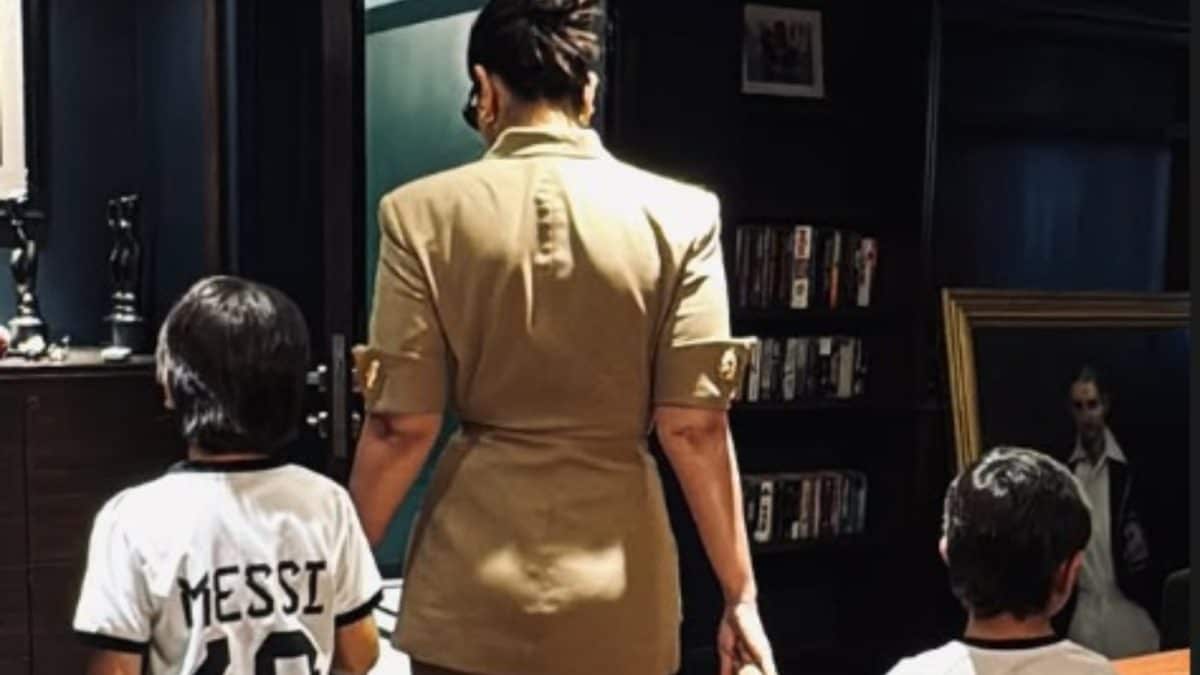 Kareena Kapoor, Taimur And Jeh Gear Up To Meet Lionel Messi, Actress Shares Pic