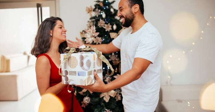 Warning: These types of holiday gifts can unwittingly insult