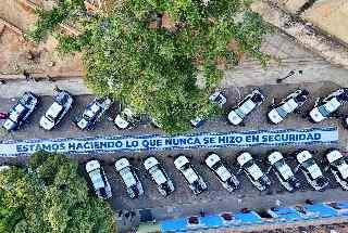 Oaxaca fortalece la seguridad en 37 municipios con entrega de vehículos especializados