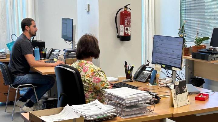 La Junta no concreta el pago del 2,5% a los funcionarios, pero la subida de 2026 se abonará desde enero