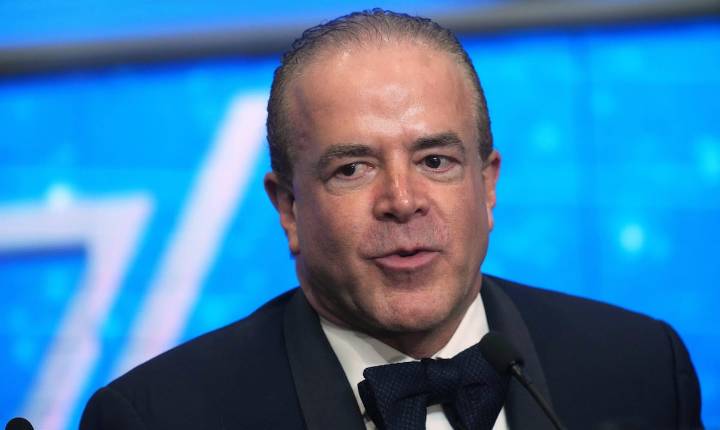 Dueño de Miss Universe pierde acceso a sus cuentas bancarias