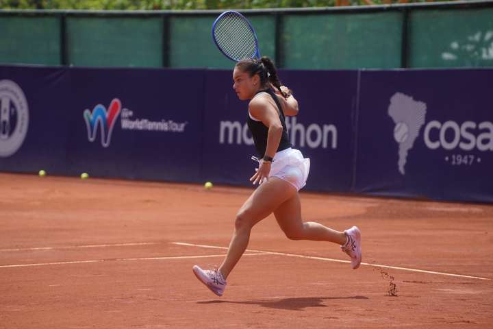 Lucciana Pérez se metió a semifinales del W15 Lima al vencer a Najah Dawson de Jamaica