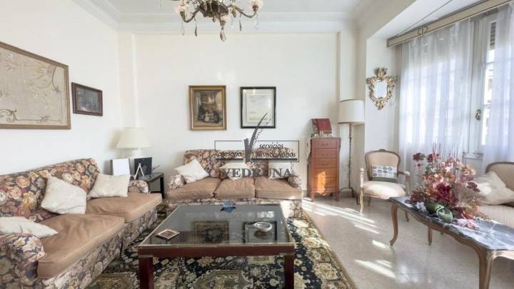 Sale a la venta un piso señorial en pleno corazón de Zaragoza: 245 m² de historia en Plaza de los Sitios