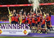 Irene Paredes alza la Liga de Naciones