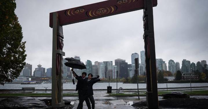 Drenching rain triggers Fraser Valley state of emergency, and memories of 2021 floods