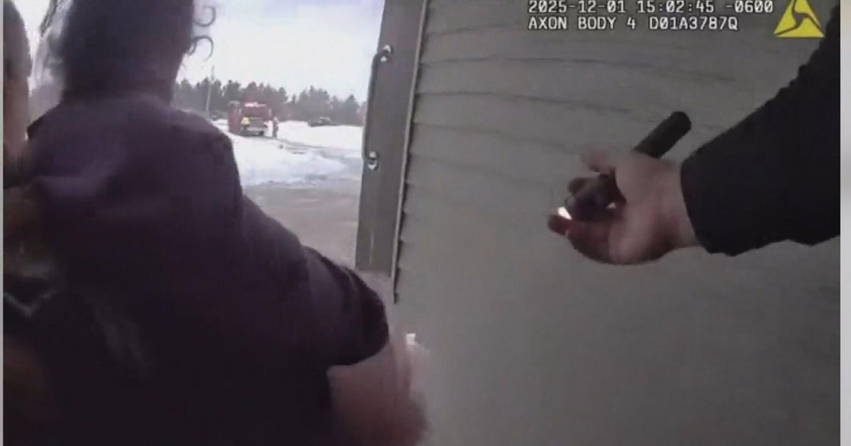 Racine County, Wisconsin deputy saves child from deadly house fire: Video
