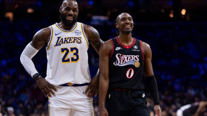 James hits go-ahead 3 and scores 29 points, Doncic has triple-double in Lakers' win over 76ers