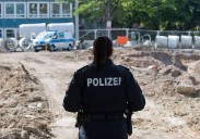 La detonación controlada de una bomba de la Segunda Guerra Mundial causa daños en viviendas de Hanau