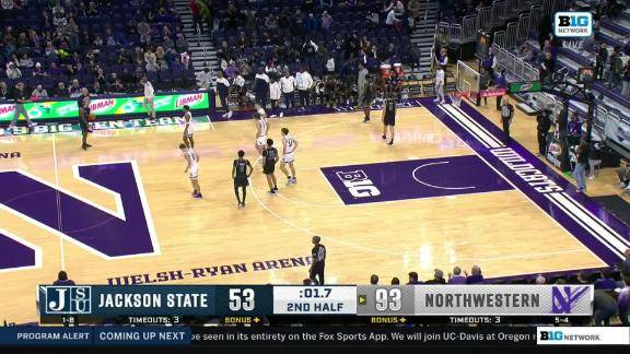 Martinelli scores 22, Chris Collins gets 200th win with Northwestern in 93
