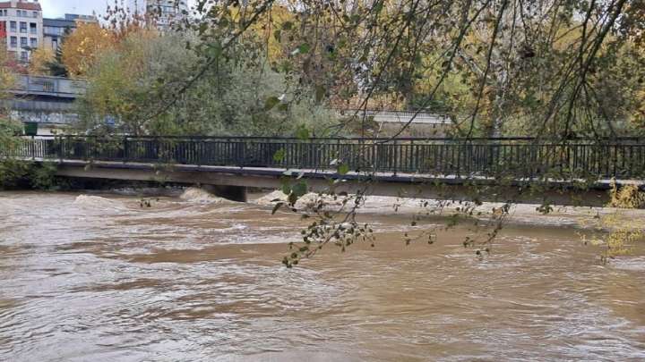 El Ayuntamiento de León se une a Mares Circulares para realizar una intervención en el río Bernesga junto a la Universidad de León y la Hostelería de León