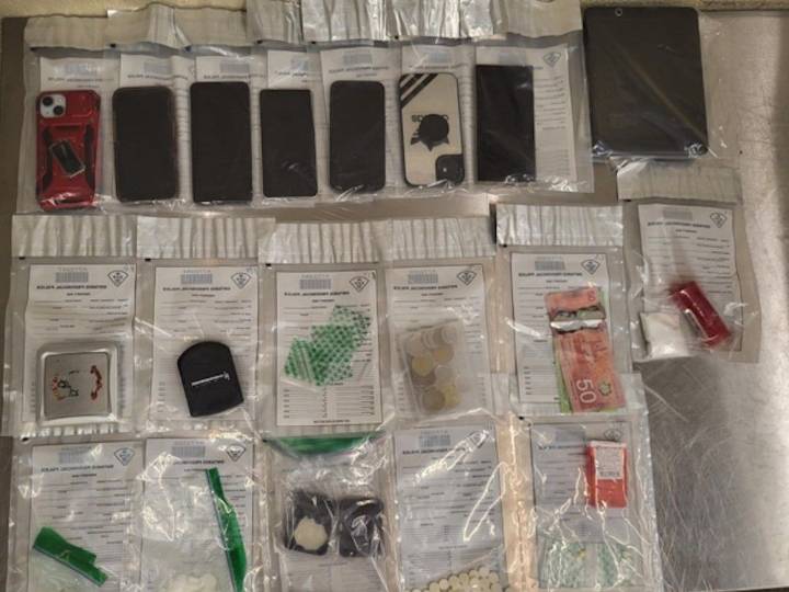 Seven arrested in provincial police sweep in Pembroke