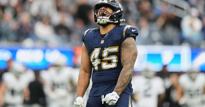 With 10 sacks and growing leadership, Chargers OLB Tuli Tuipulotu elevating all aspects of his game