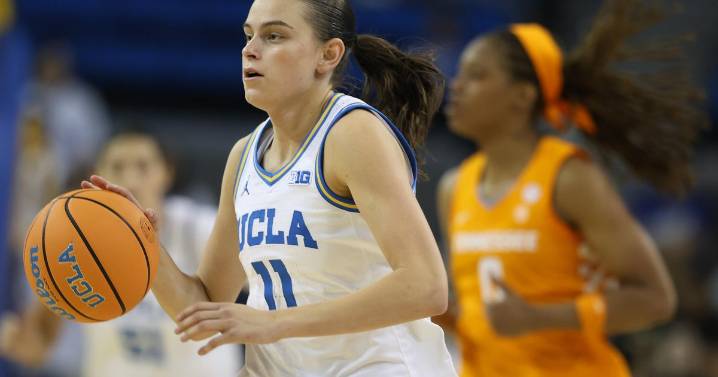 Gabriela Jaquez's 29 points lead No. 3 UCLA to a 99-77 win over No. 14 Tennessee