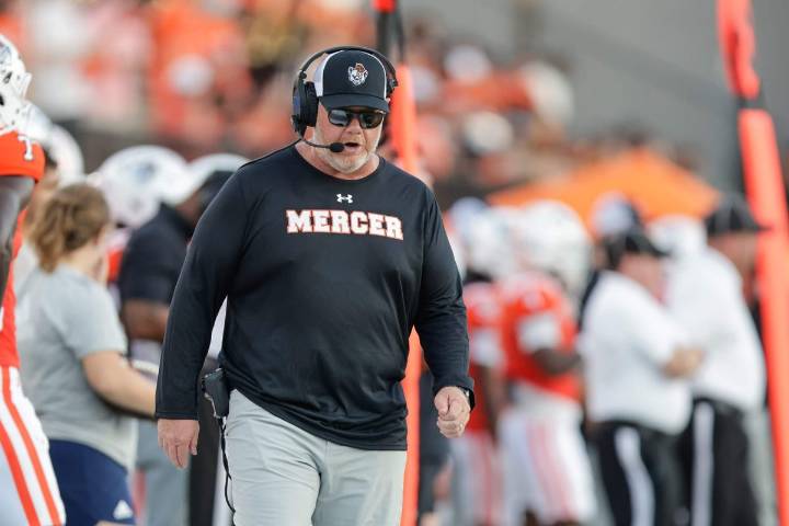 Toledo hiring Mercer's Mike Jacobs as football coach: Sources