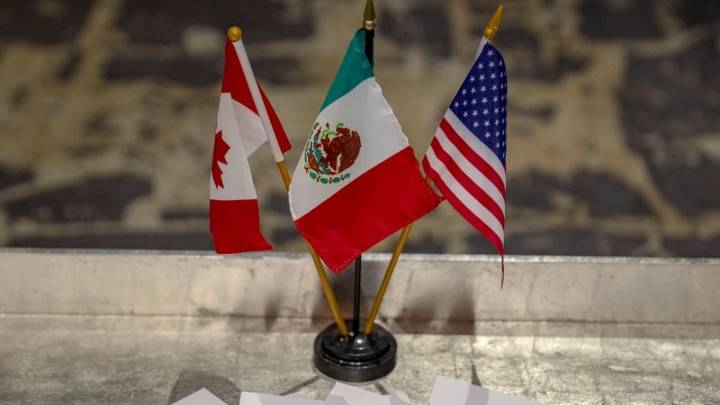 Trump plantea dejar expirar el T-MEC y buscar nuevo acuerdo con México y Canadá