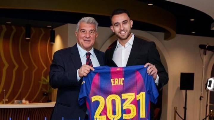 Eric Garcia firma su renovación: “Es mi sueño desde que empecé de pequeño en el Barça”
