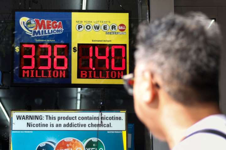 US lottery jackpots used to never reach $1 billion. They’ve done it 12 times in the last 5 years