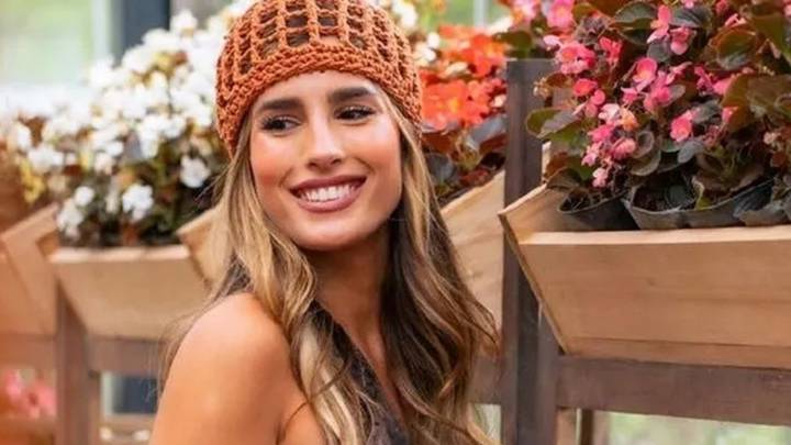 Juli Poggio abrió las puertas de su exclusivo café y sorprendió con una inauguración llena de figuras