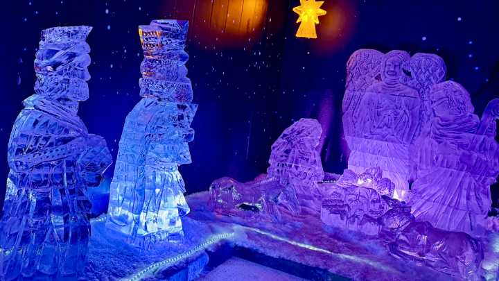 Bogotá inaugura ‘Del Milagro al Hielo’: el primer pesebre tallado en hielo que fusiona arte y fe en Fontibón