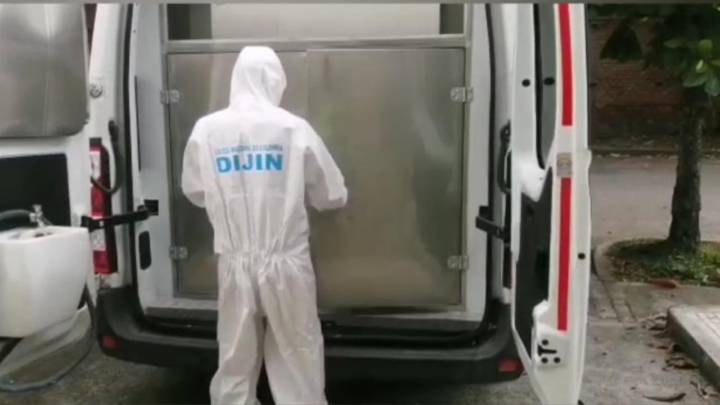 Conmoción en Medellín: un niño murió tras consumir una pastilla rosada que se encontró cuando jugaba en un parque infantil