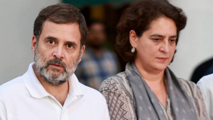 'Unable to meet Rahul Gandhi for 3 yrs': Ex-Cong MLA writes scathing letter to Sonia, says THIS on Priyanka