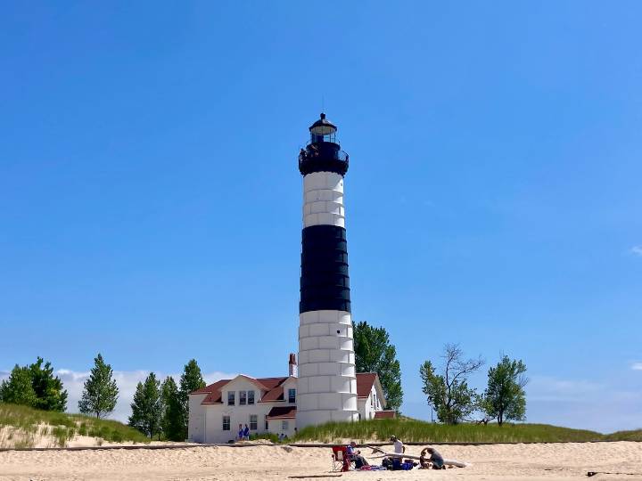 $450K restoration planned for iconic Lake Michigan lighthouse