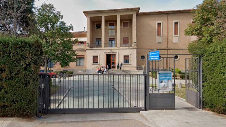 Residentes del Colegio Mayor Pedro Cerbuna denuncian casi dos meses sin calefacción y exigen soluciones