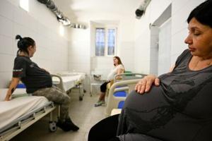UN sounds alarm over Ukraine war's impact on pregnant women
