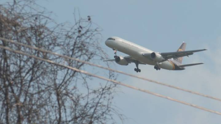 UPS leases planes, combines flight routes amid peak season and MD