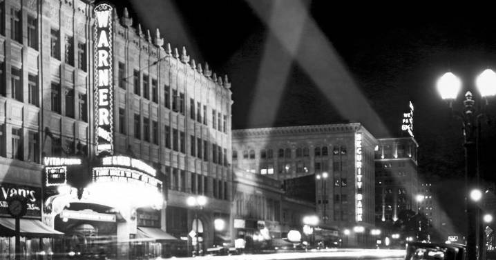 In a takeover of Warner Bros., Netflix makes a play for 21st century Hollywood's throne