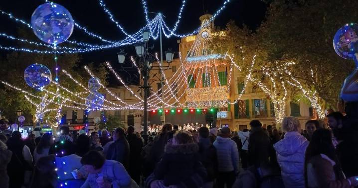 La Part Forana ilumina la Navidad