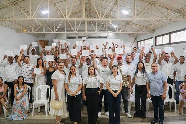 Sena tituló a 115 jóvenes en Aracataca