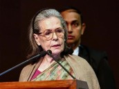 "Young children, elderly suffering": Sonia Gandhi asks Centre to take action to curb air pollution Photo Source: ANI [ FULL VIEW ]