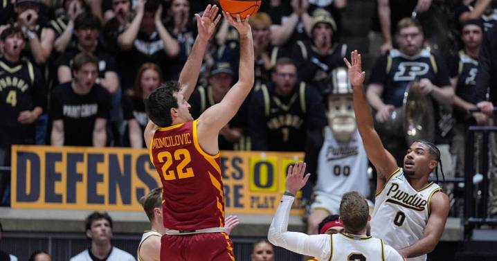 No. 10 Iowa State takes down No. 1 Purdue, 81