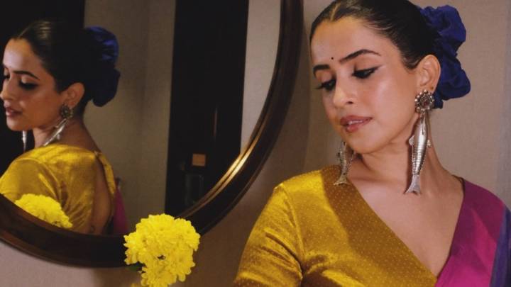 Sanya Malhotra, In Purple-Pink Saree, Proves She’s A Beauty Icon