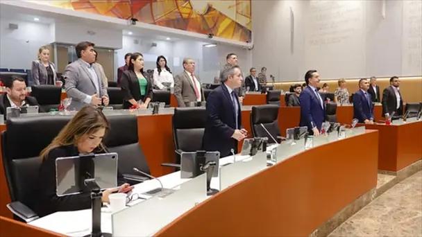 Aprueba reformas fiscales y nuevo modelo de Parlamento Juvenil