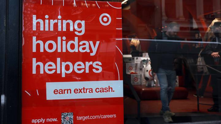 ADP jobs report November 2025: Private payrolls unexpectedly fell by 32,000