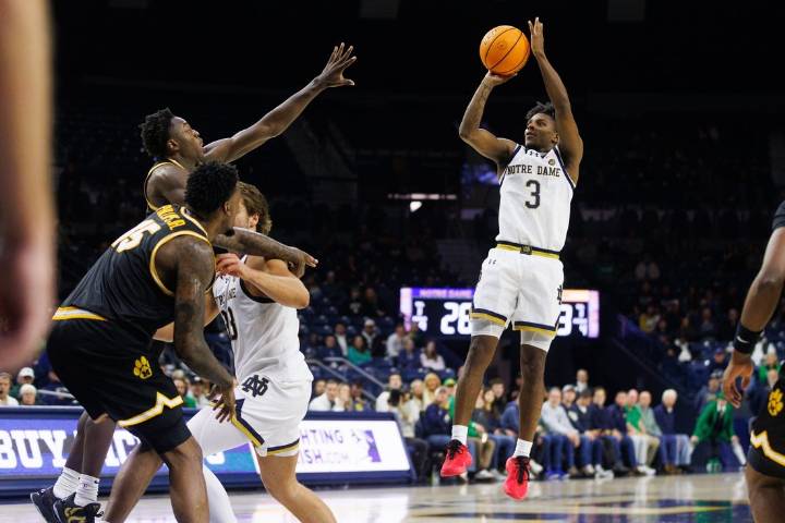 Deadspin | Cole Certa's late treys propel Notre Dame past Missouri