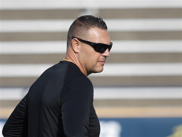 Toledo football loses defensive coordinator Vince Kehres to Syracuse