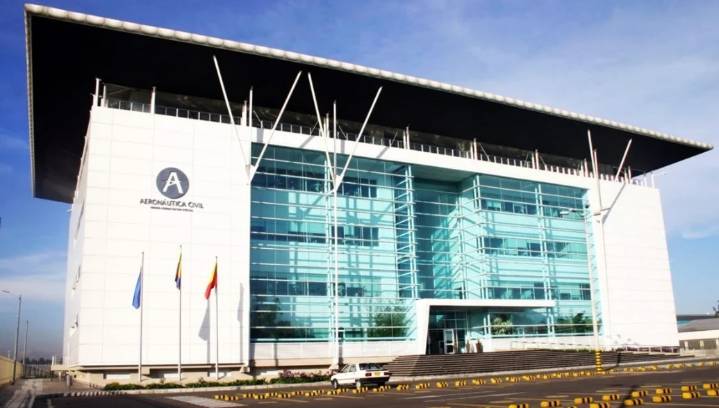 Aeronáutica Civil Colombia está operativa en espacio aéreo venezolano (+Comunicado)