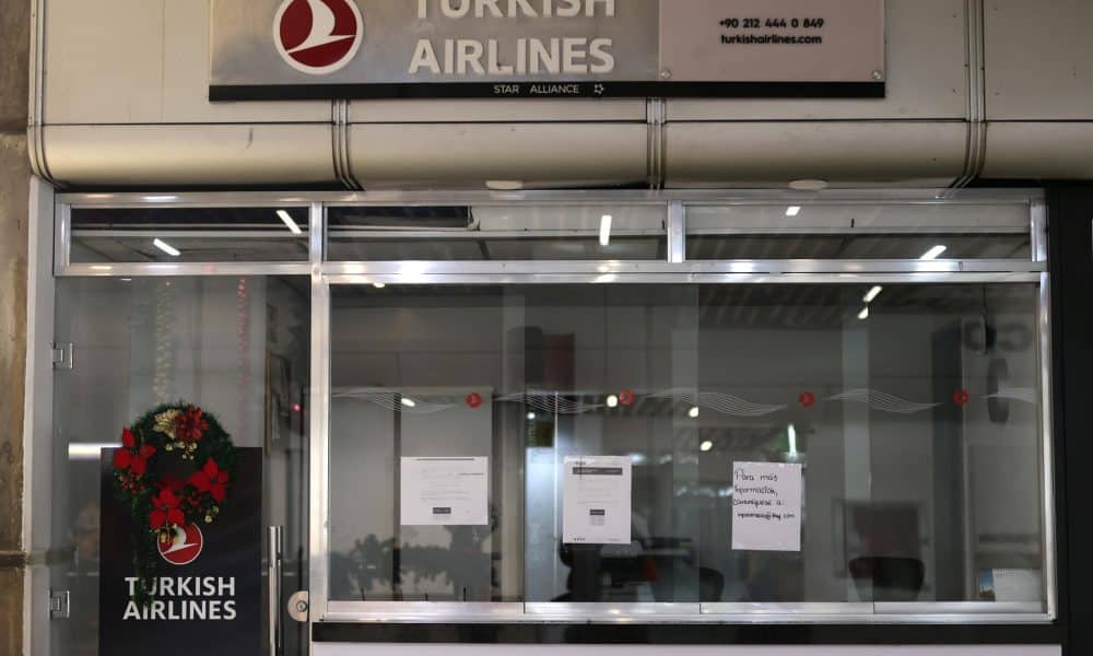 Maduro conversa con Erdogan y coinciden en restablecer ruta aérea de Turkish en Venezuela